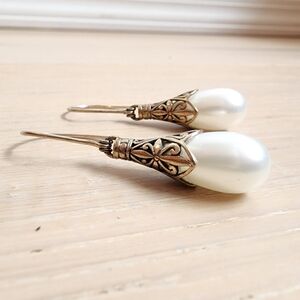 Vintage 1980s Sterling Silver and Authentic Pearl Earrings
